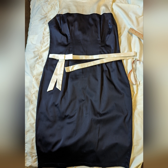 Bettie Page sz16 navy & cream retro style stretch wiggle dress EUC - Picture 3 of 8